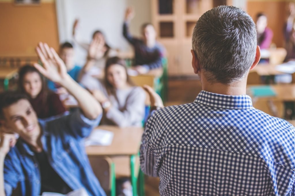 Cursos de oficios en Córdoba: guía para elegir una formación